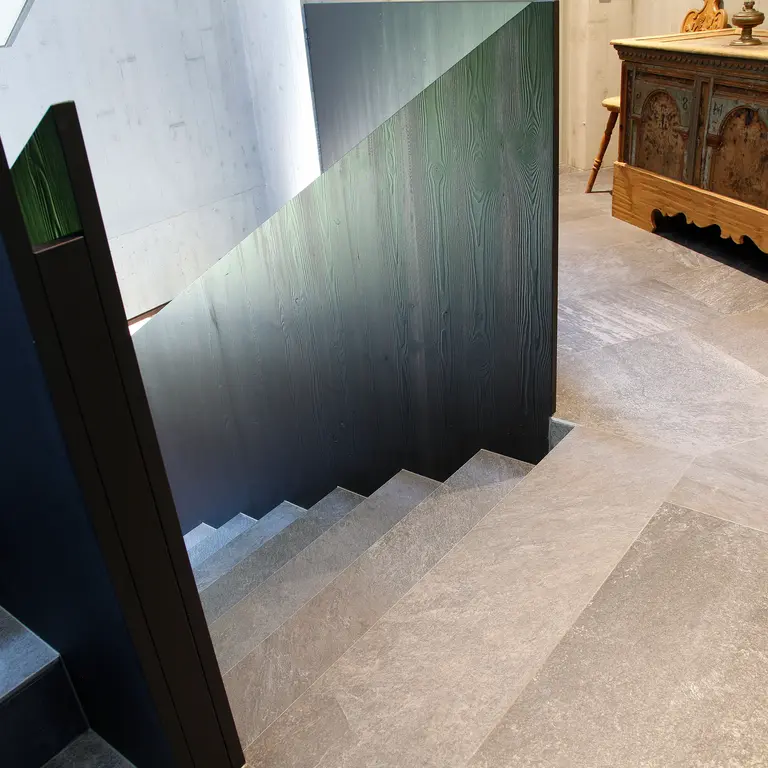  MODERN RUSTIC